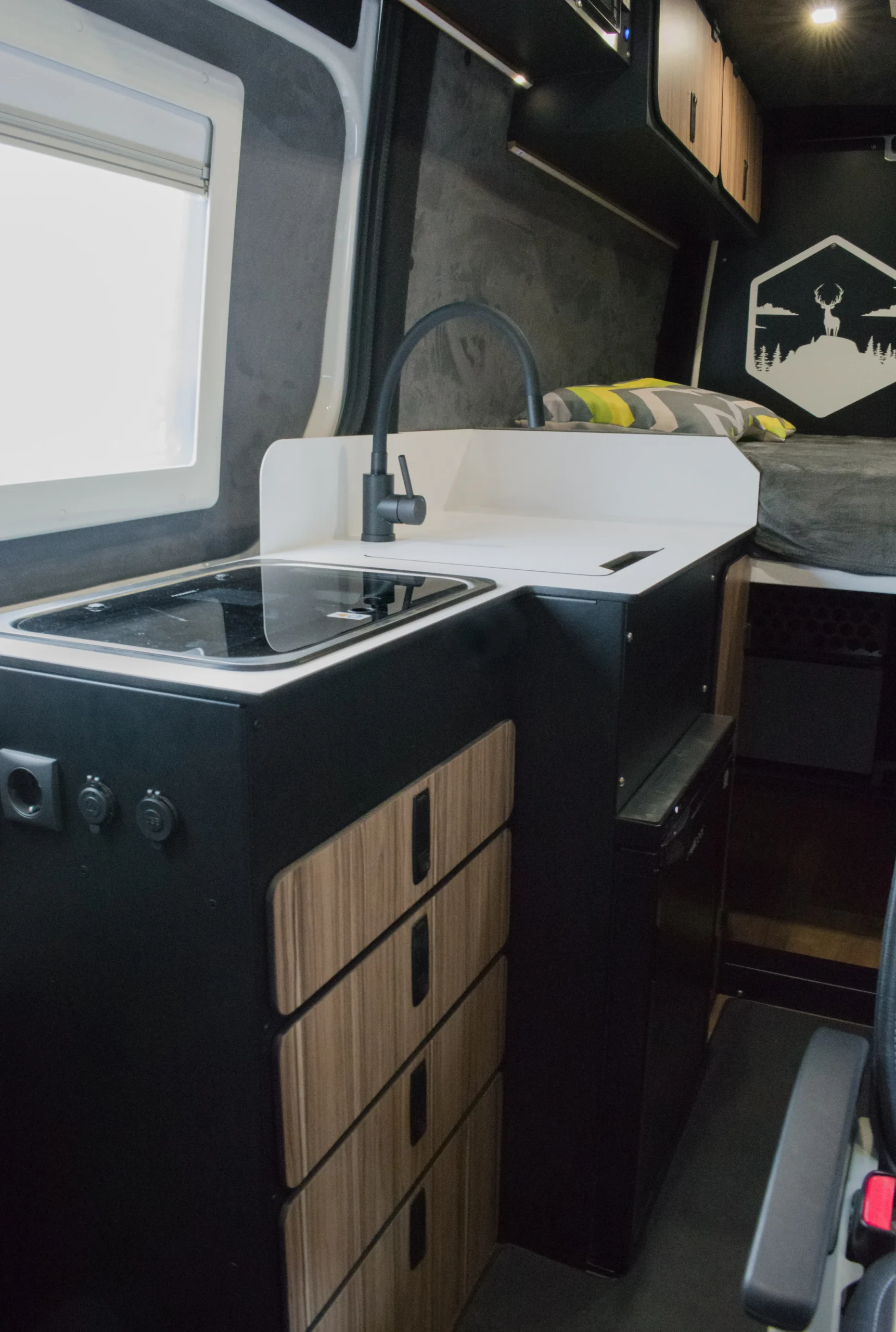 VW Crafter II L3H2 — Zbudowany od podstaw
