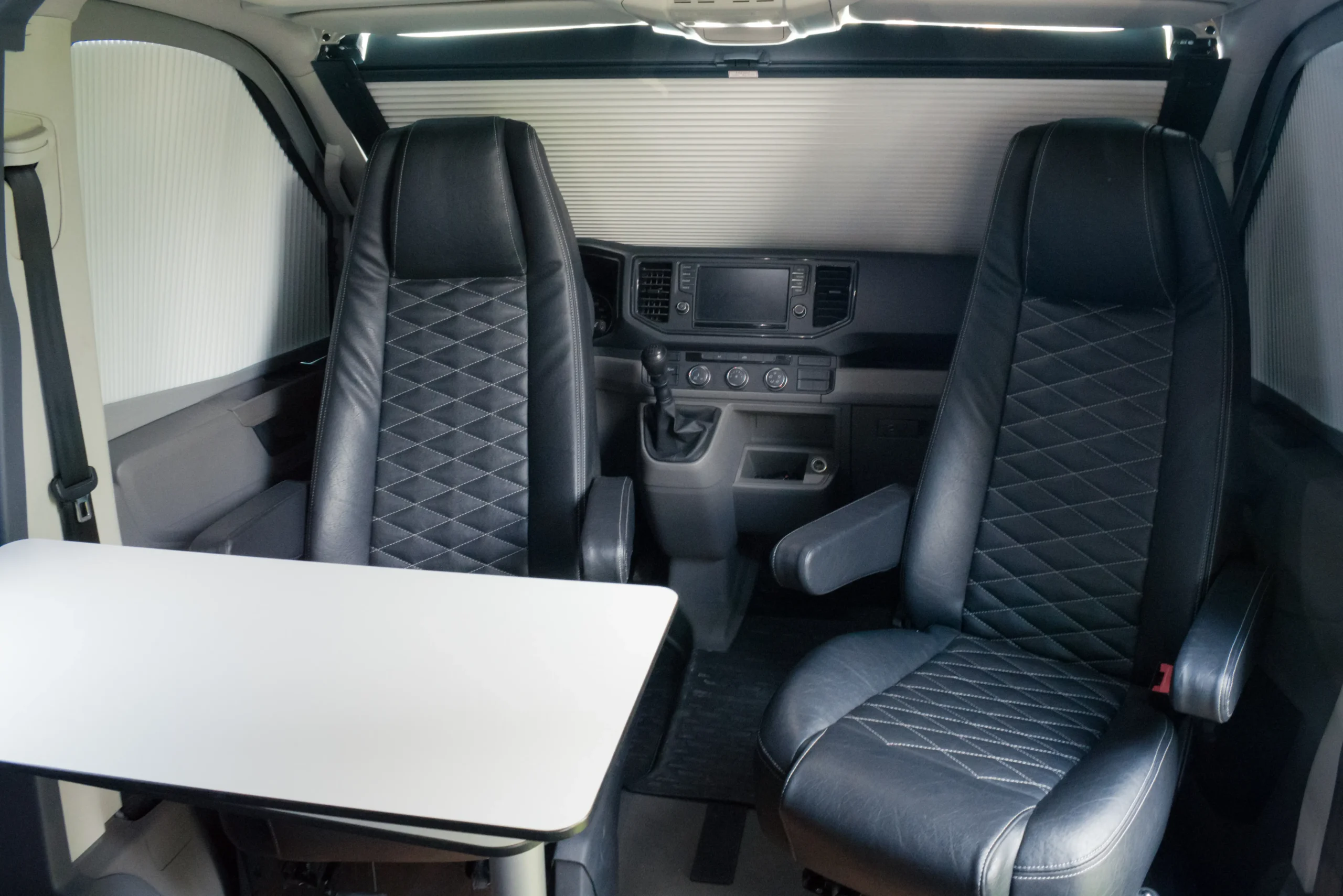 VW Crafter II L3H2 — Zbudowany od podstaw